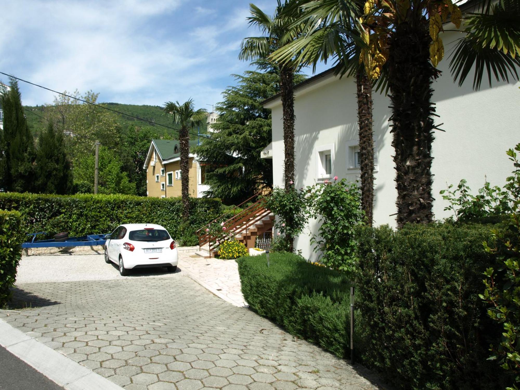 Apartment Meri Ičići Exterior foto