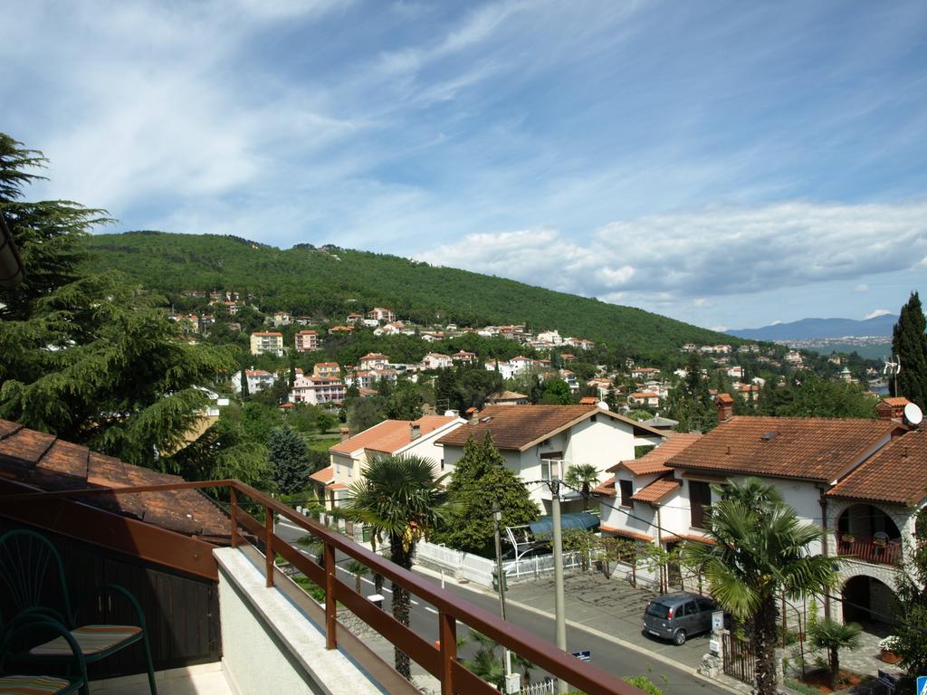 Apartment Meri Ičići Exterior foto
